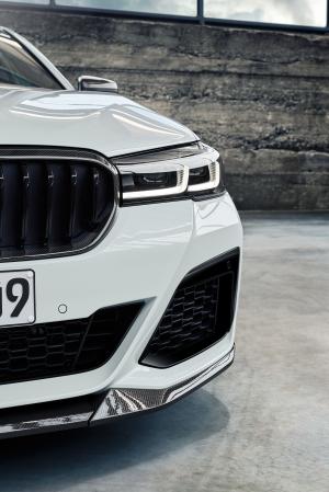 BMW 540i M Performance Accessories 2020 года 